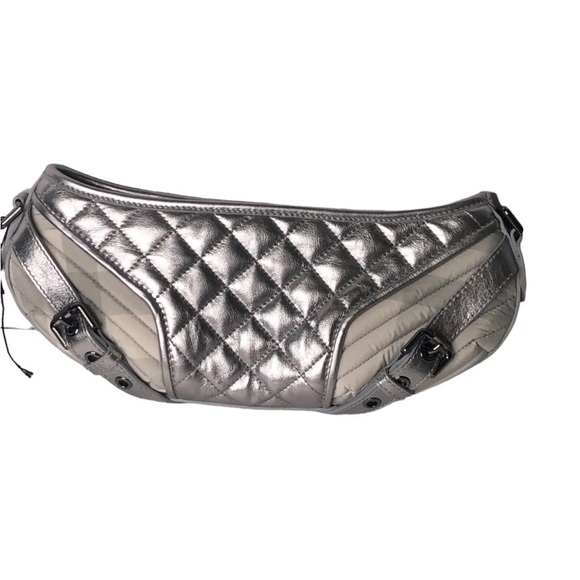 New Burberry Eddie BKB Quilted Checkered Silver Gray Leather Baguette Bag - Picture 13 of 13